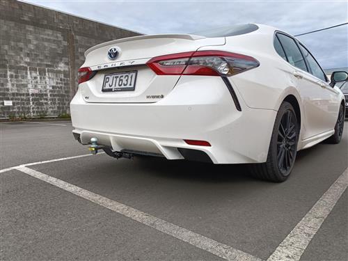 TOYOTA CAMRY SALOON 2018-CURRENT